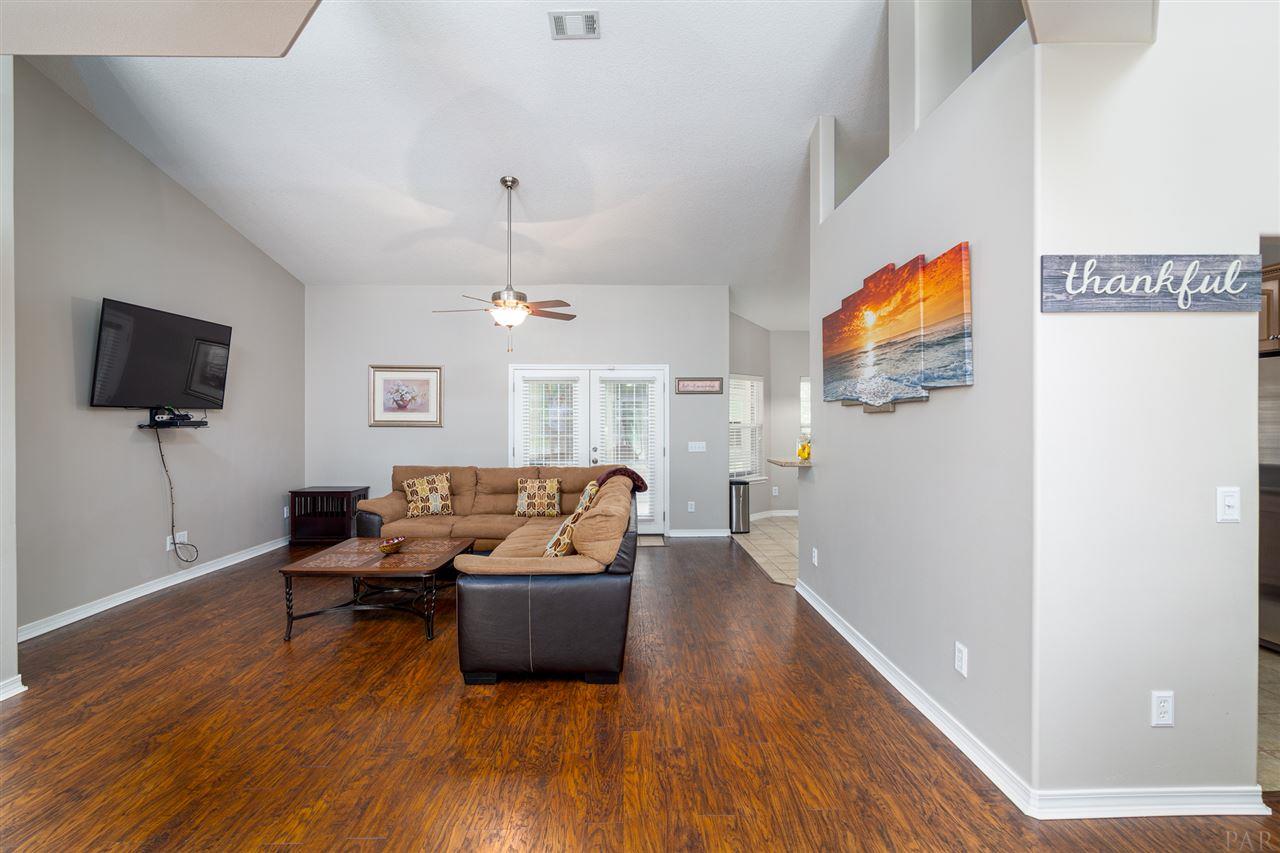 2615 Cove Road Navarre, FL 32566 - Photo 3 of 27