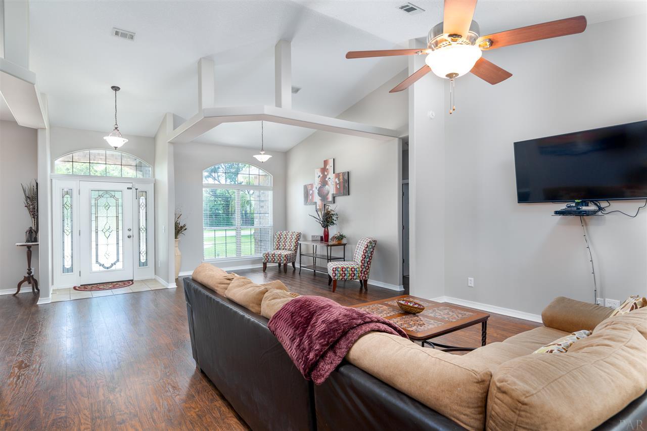 2615 Cove Road Navarre, FL 32566 - Photo 5 of 27