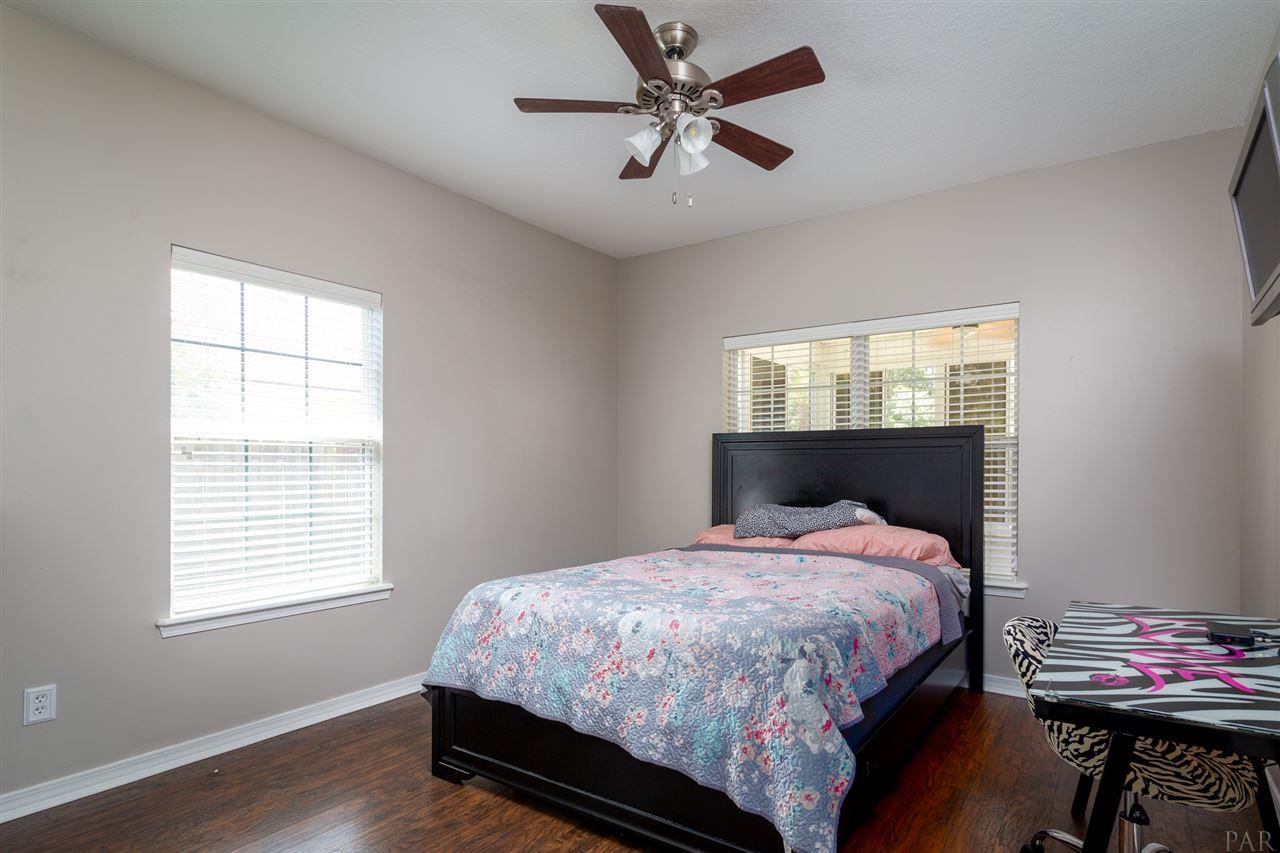 2615 Cove Road Navarre, FL 32566 - Photo 10 of 27