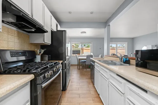 $549,999 | 4608 Calle De Retiro, Oceanside, CA 92057