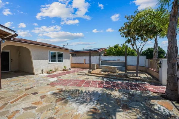 $549,999 | 4608 Calle De Retiro, Oceanside, CA 92057