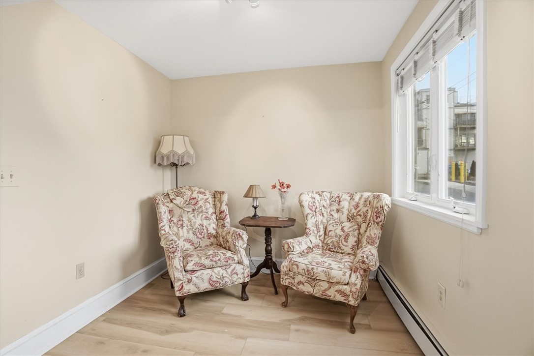 5 Lee's Newport, RI 02840 - Photo 2 of 34