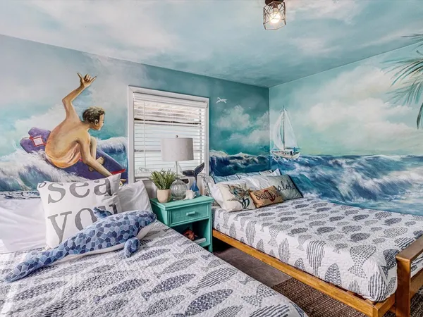 $2,650 | 935 South Church Street, Rockport, TX 78382