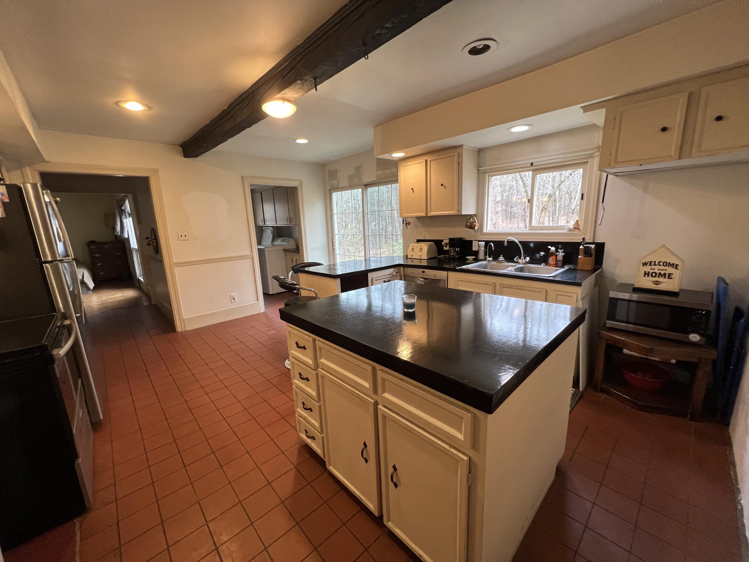 26 Middle Road Oakland, ME 04963 - Photo 23 of 88 23 Kitchen