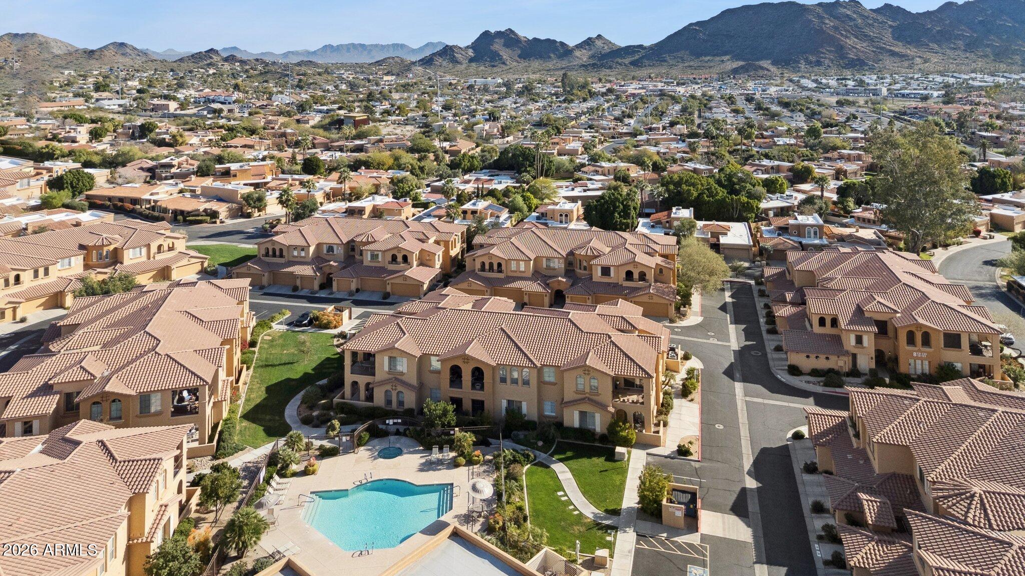 10847 North 11th Street Phoenix, AZ 85020 - Photo 52 of 57 Community Pool Aerial
