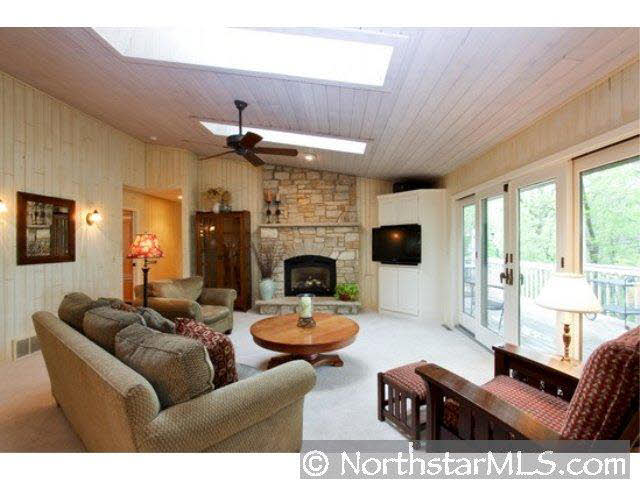 9840 Purgatory Road Eden Prairie, MN 55347 - Photo 4 of 10