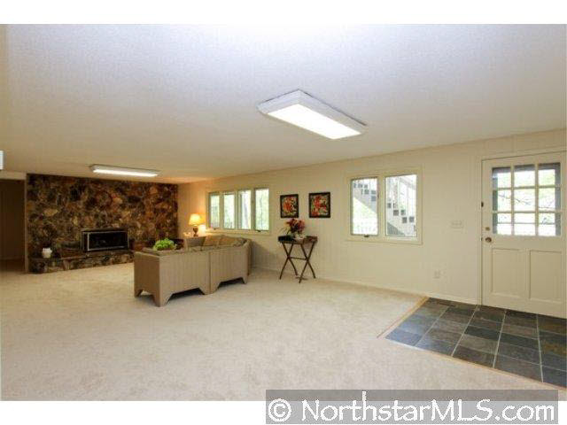 9840 Purgatory Road Eden Prairie, MN 55347 - Photo 7 of 10