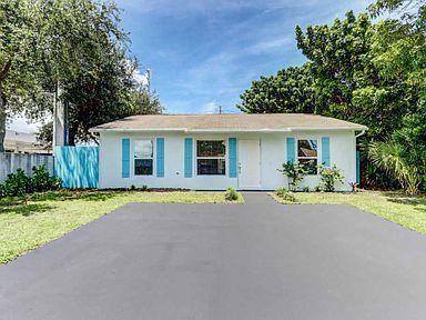 24 East 25th Street Riviera Beach, FL 33404 - Photo 2 of 30 Exterior