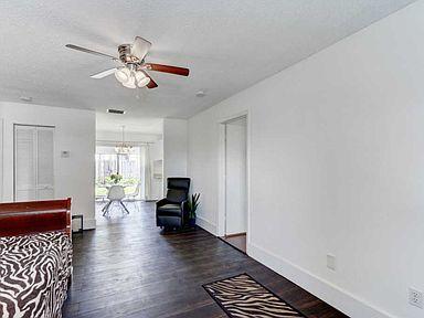 24 East 25th Street Riviera Beach, FL 33404 - Photo 6 of 30 LR