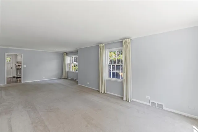 $350,000 | 108 Lincoln Avenue, Round Lake, IL 60073