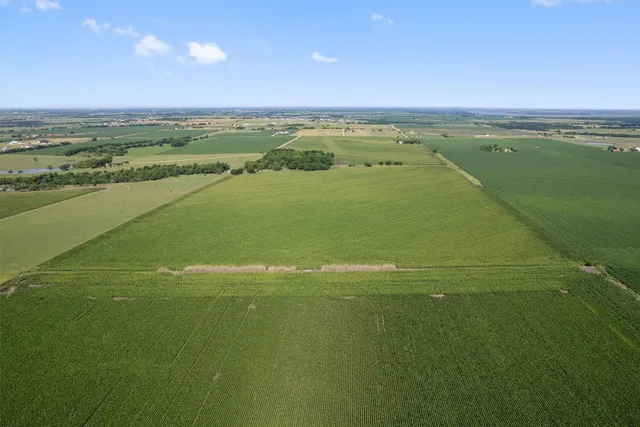 $2,450,000 | 1701 County Road 424, Taylor, TX 76574