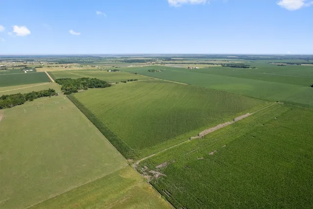 $2,450,000 | 1701 County Road 424, Taylor, TX 76574