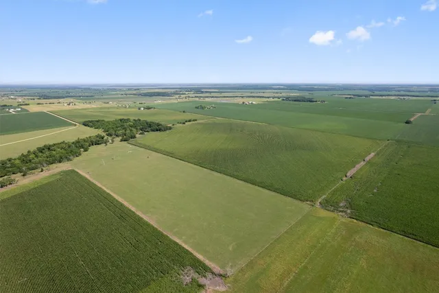 $2,450,000 | 1701 County Road 424, Taylor, TX 76574