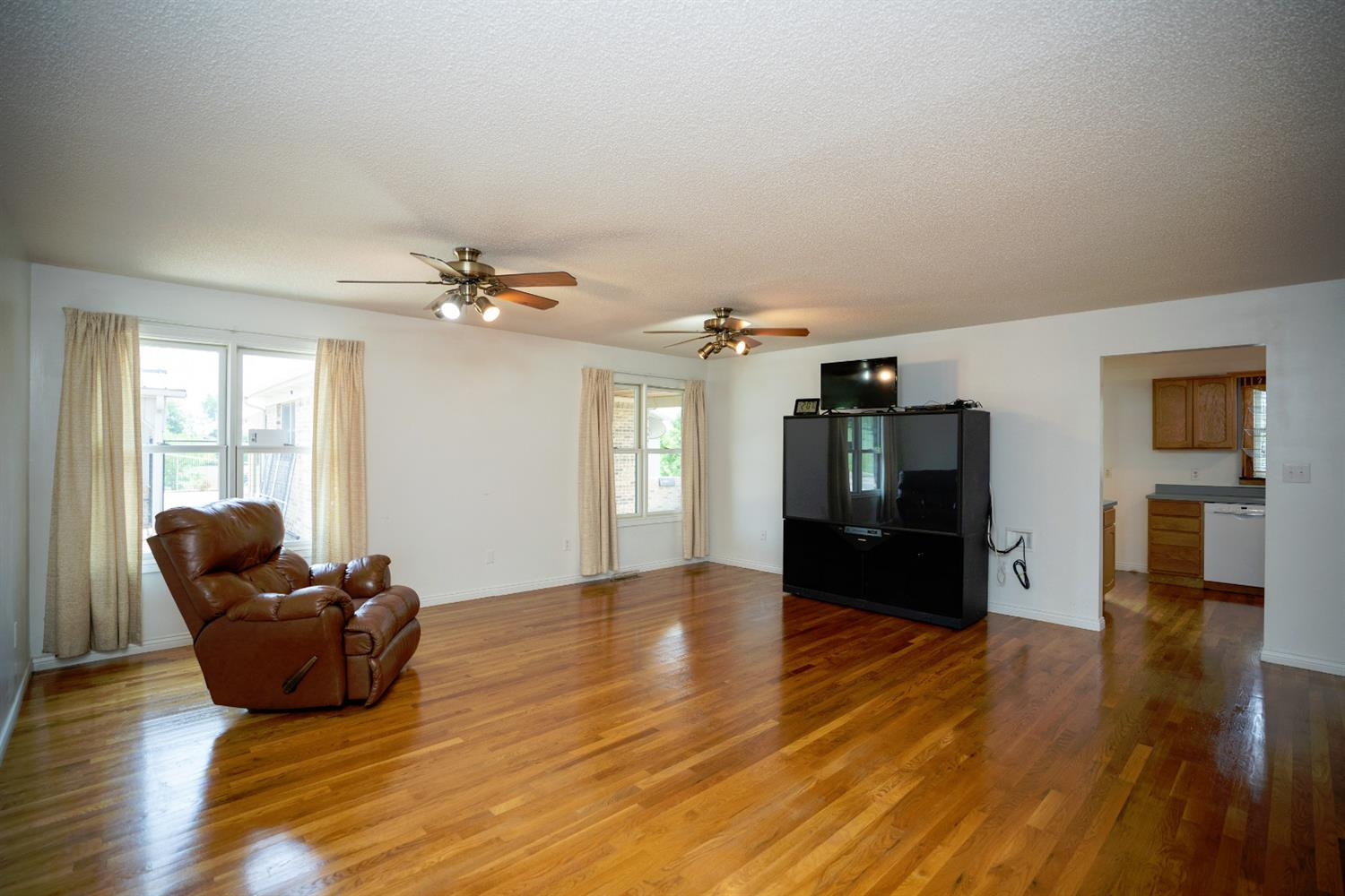 4750 Stewart Road Lexington, KY 40516 - Photo 13 of 53 Photo 13