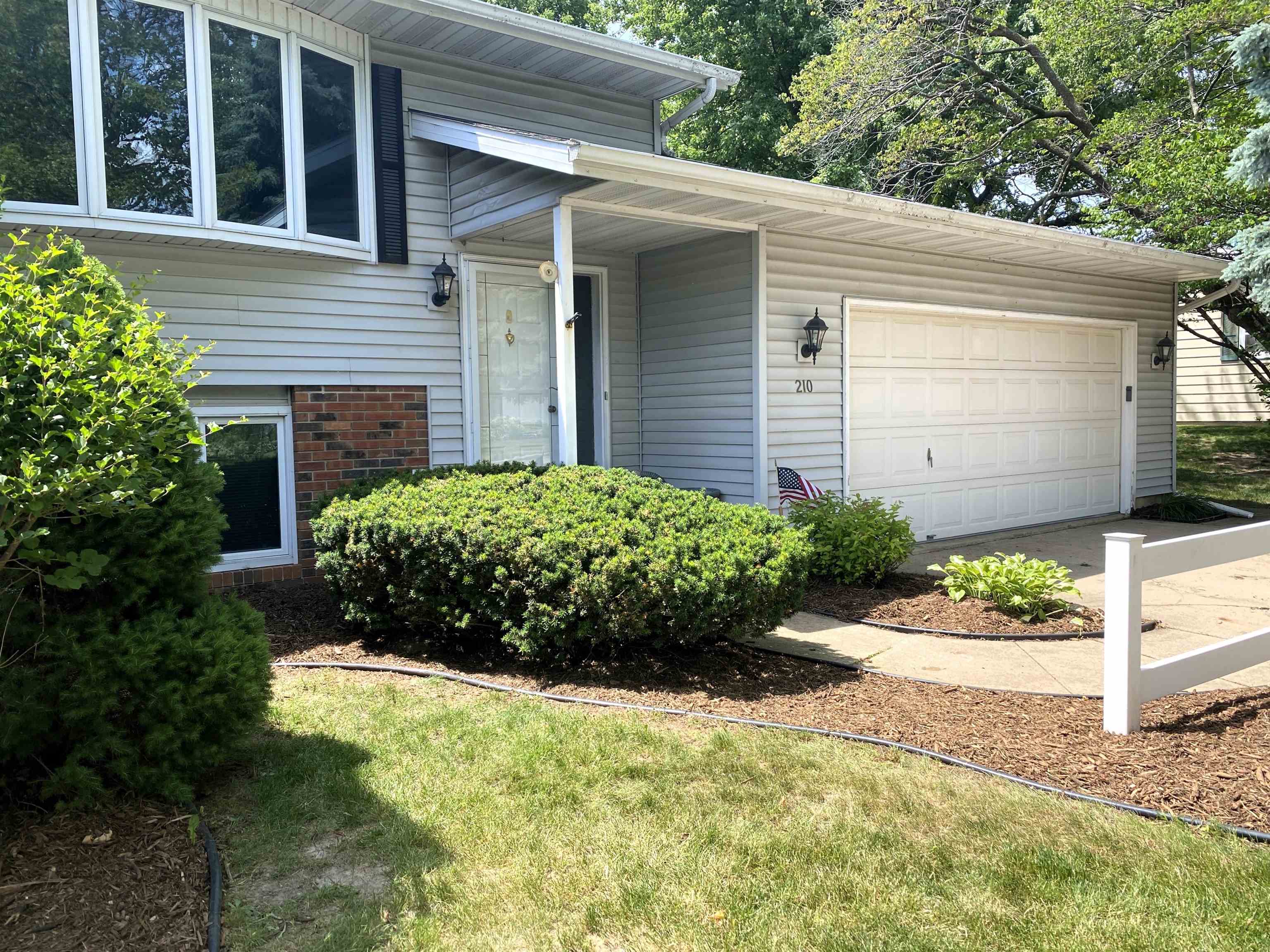 210 Avalon Road Columbus, WI 53925 - Photo 6 of 69