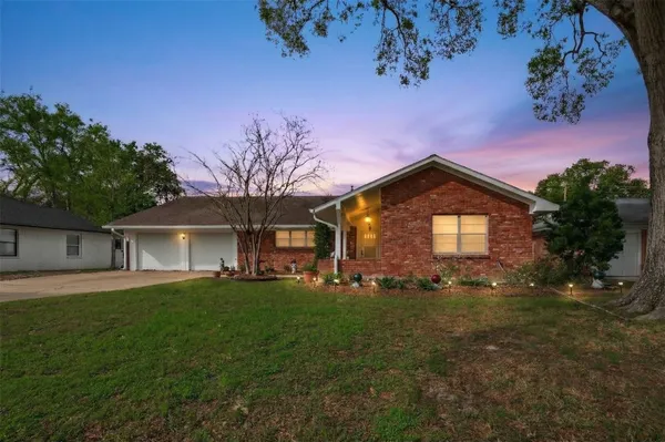$3,100 | 5646 Hazen Street, Houston, TX 77081
