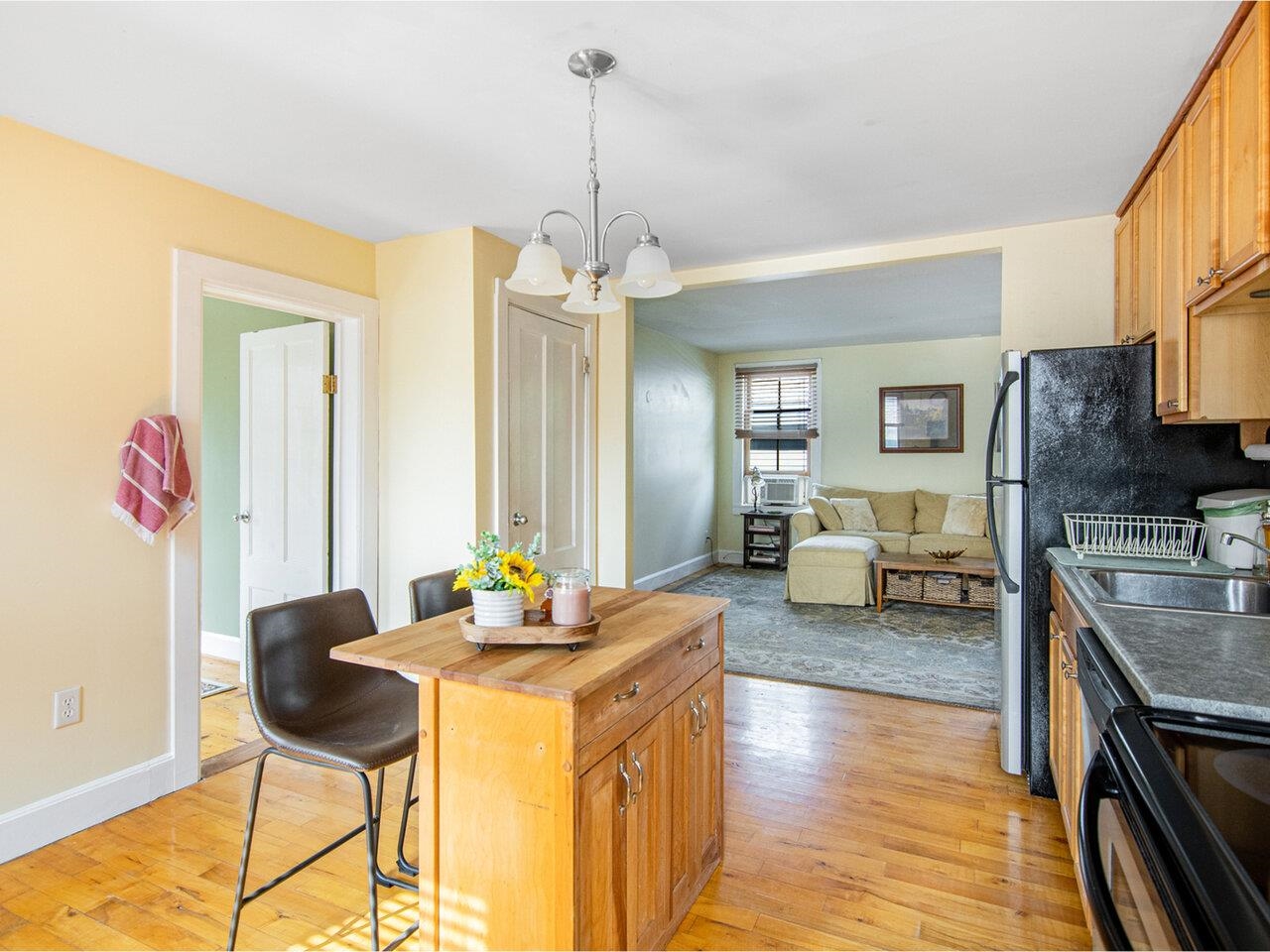 44 Marble Avenue, Unit 2 Burlington, VT 05401 - Photo 14 of 18