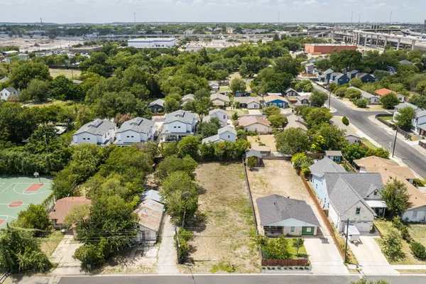 $195,000 | 7512 Providence Avenue, Austin, TX 78752
