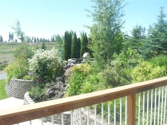 9706 South Grove Road Cheney, WA 99004 - Photo 2 of 20