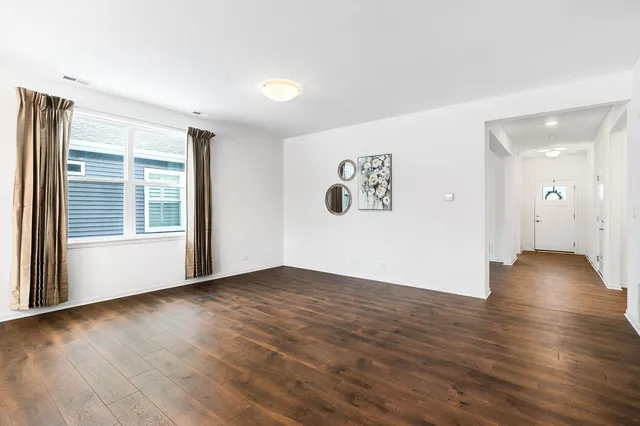 $400,000 | 6480 Doral Drive, Gurnee, IL 60031