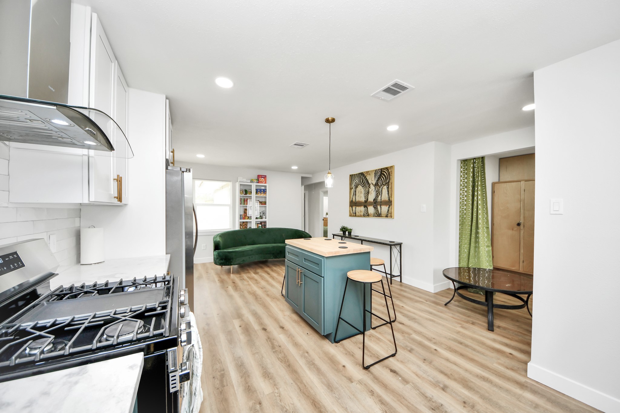 5115 Clay Street Houston, TX 77023 - Photo 6 of 43