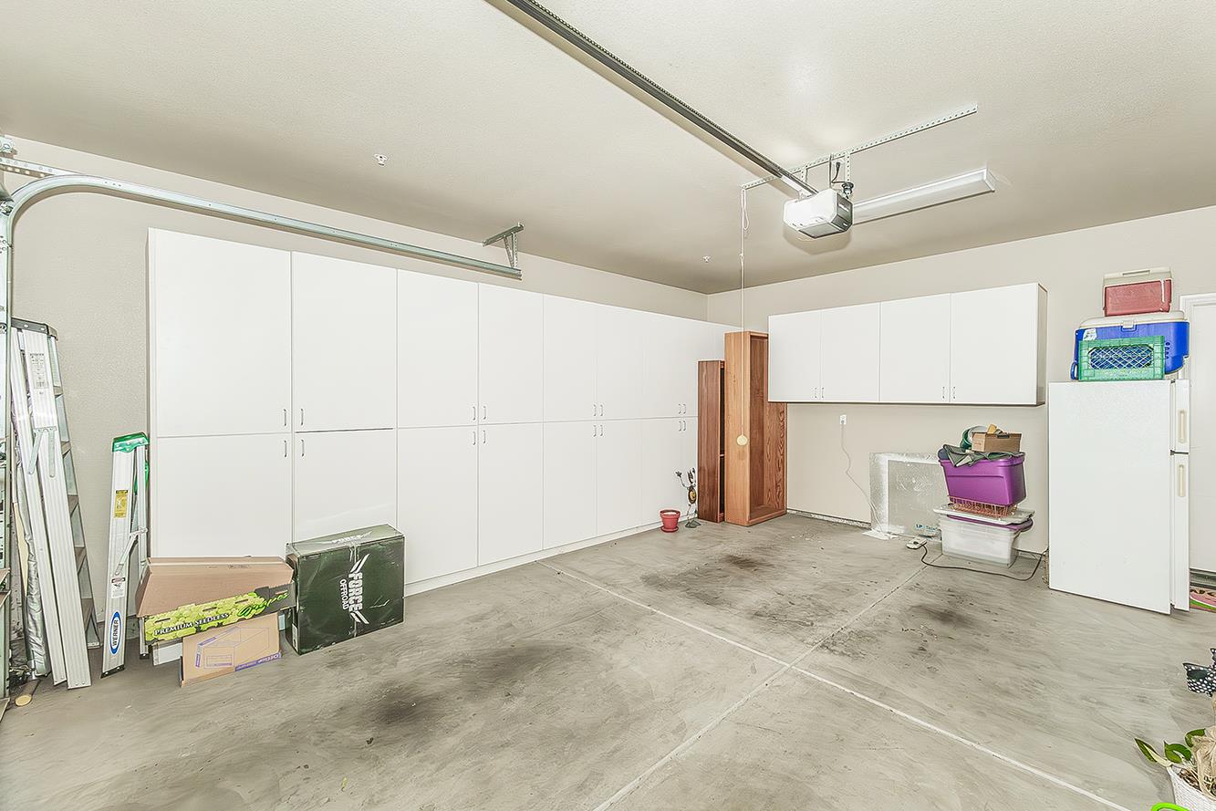 7133 North Generation Drive Fresno, CA 93711 - Photo 38 of 38 a view of a room with gym equipment