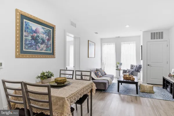 $2,076 | 915 North Broad Street, Unit 304, Philadelphia, PA 19123