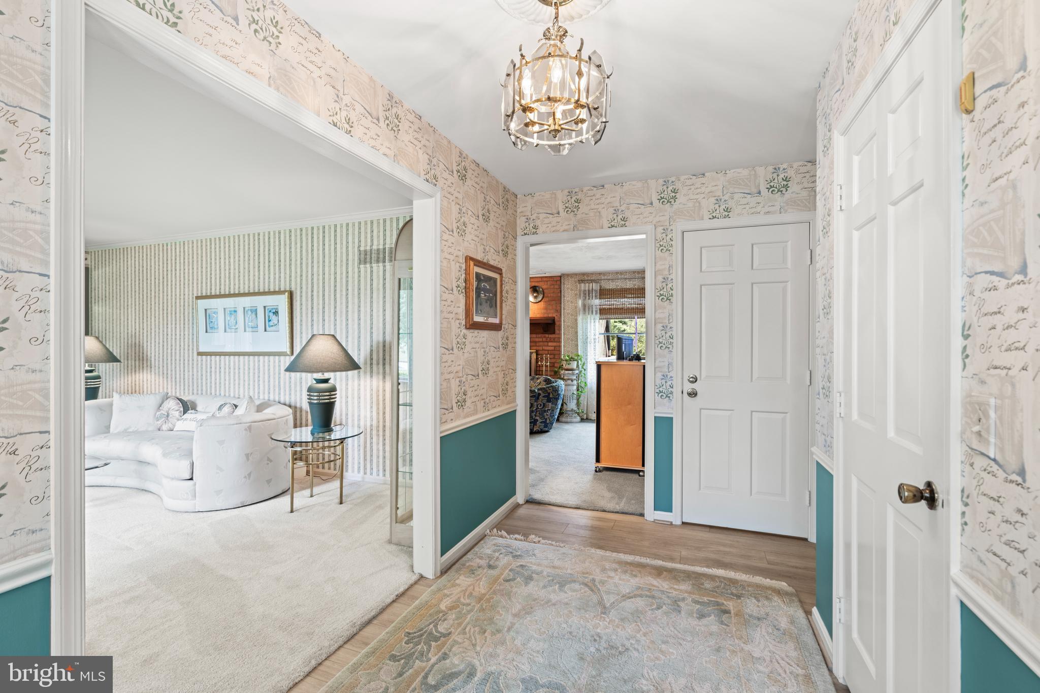 320 East Ridgely Road Lutherville-Timonium, MD 21093 - Photo 11 of 78 Front Foyer