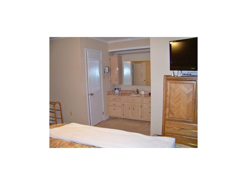 10214 Stewart Place River Ridge, LA 70123 - Photo 12 of 17 Gallery Image 12