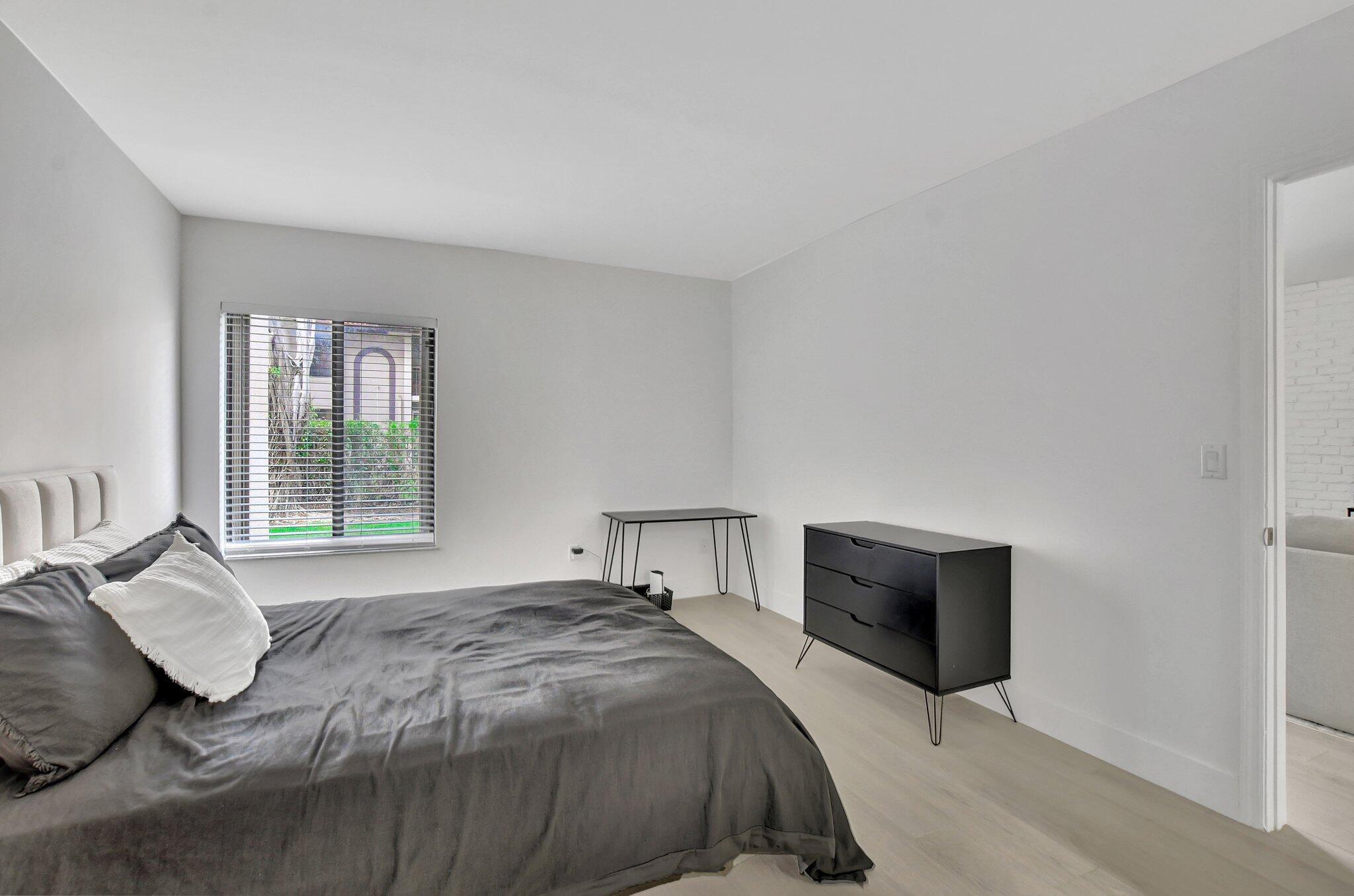 300 East Club Circle, Unit 105 Boca Raton, FL 33487 - Photo 17 of 30 17-web-or-mls-DSC_0266