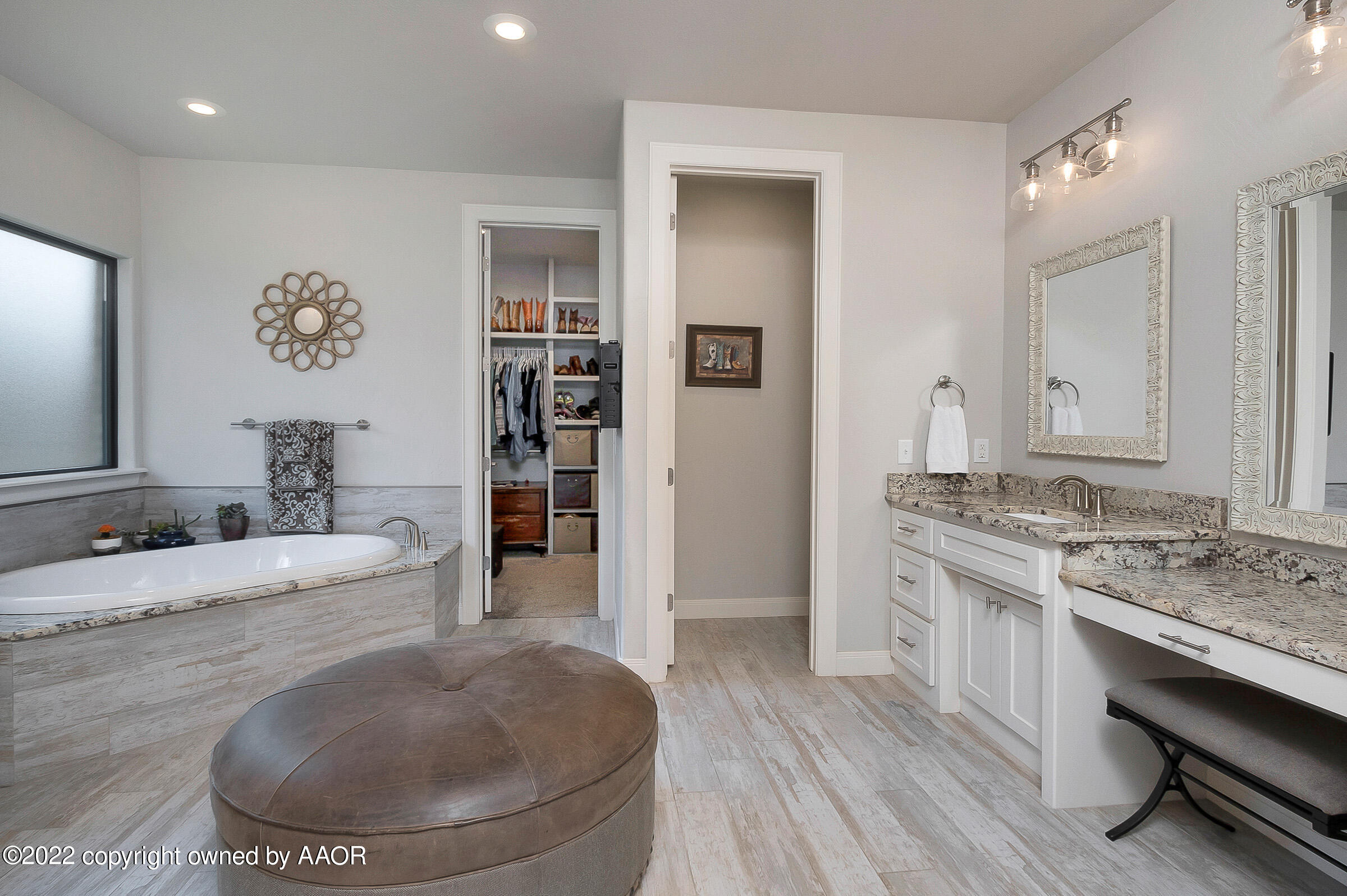 5706 Wesley Road Amarillo, TX 79119 - Photo 18 of 38 020_Owner's Bathroom