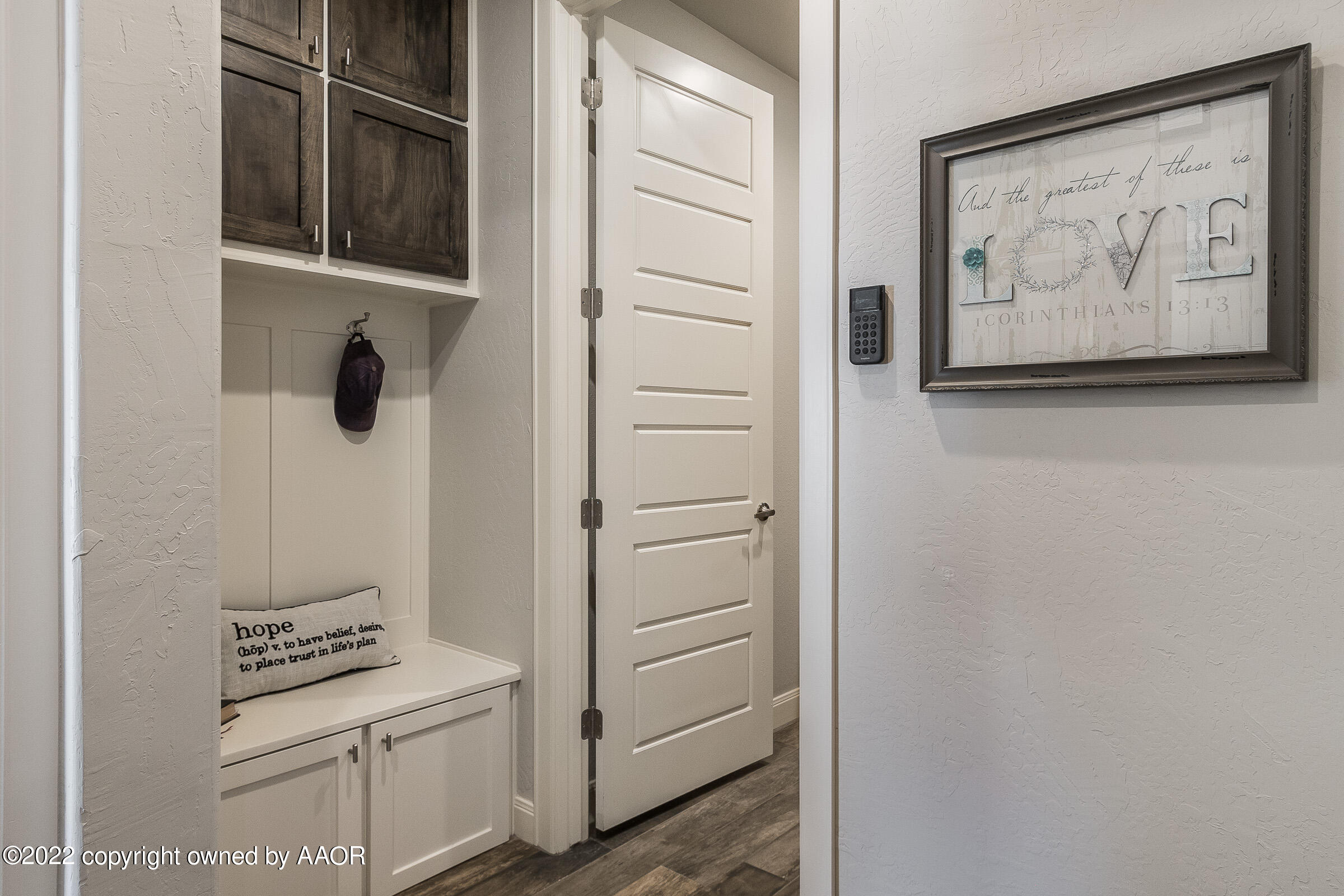 5706 Wesley Road Amarillo, TX 79119 - Photo 32 of 38 033_Mud Room