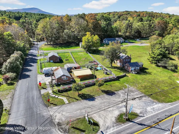 $900,000 | 379-391 Route 145 East Durham Ny 12423, East Durham, NY 12423