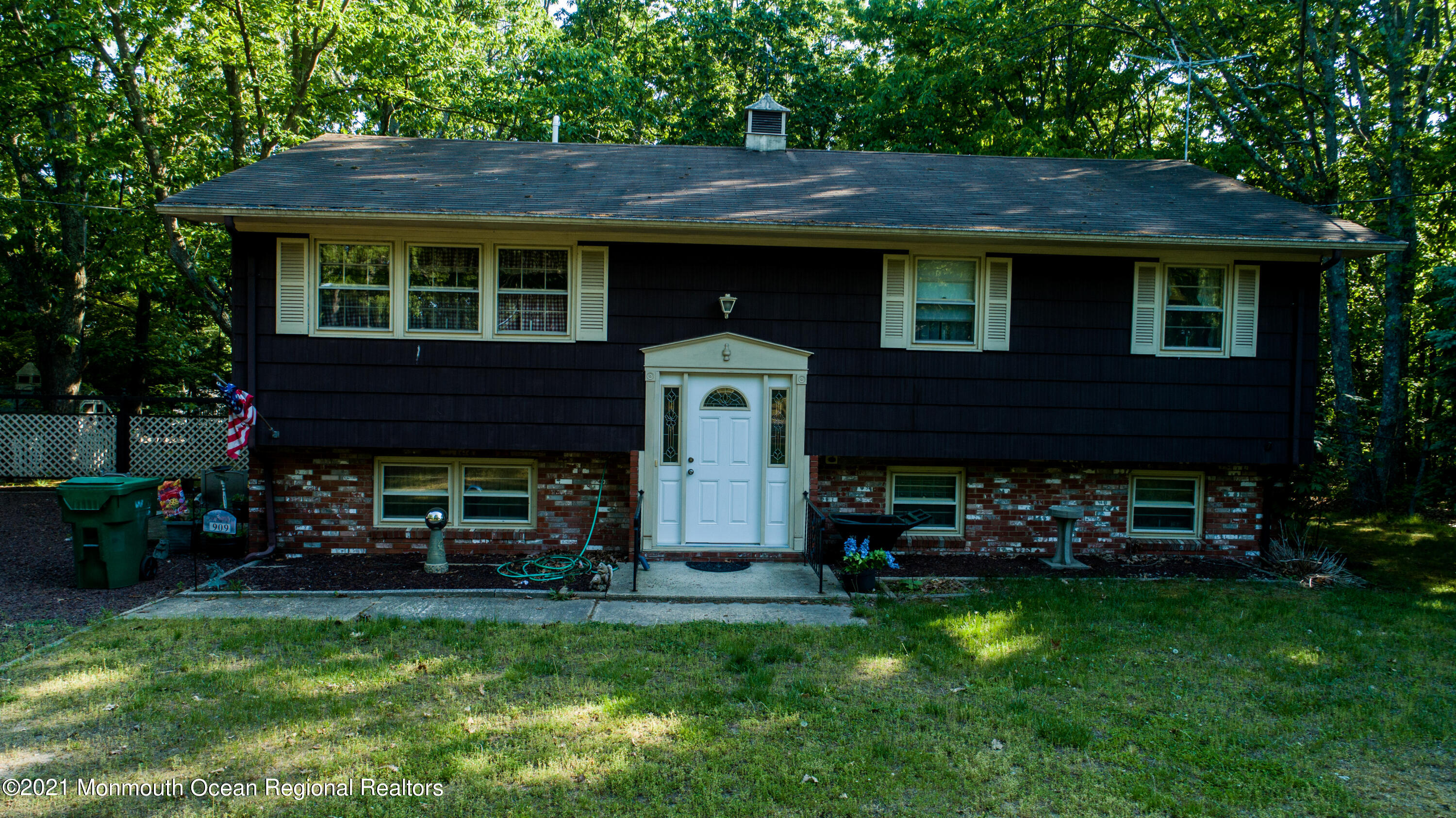 909 Hyson Road Jackson, NJ 08527 - Photo 28 of 42 909-Hyson-28