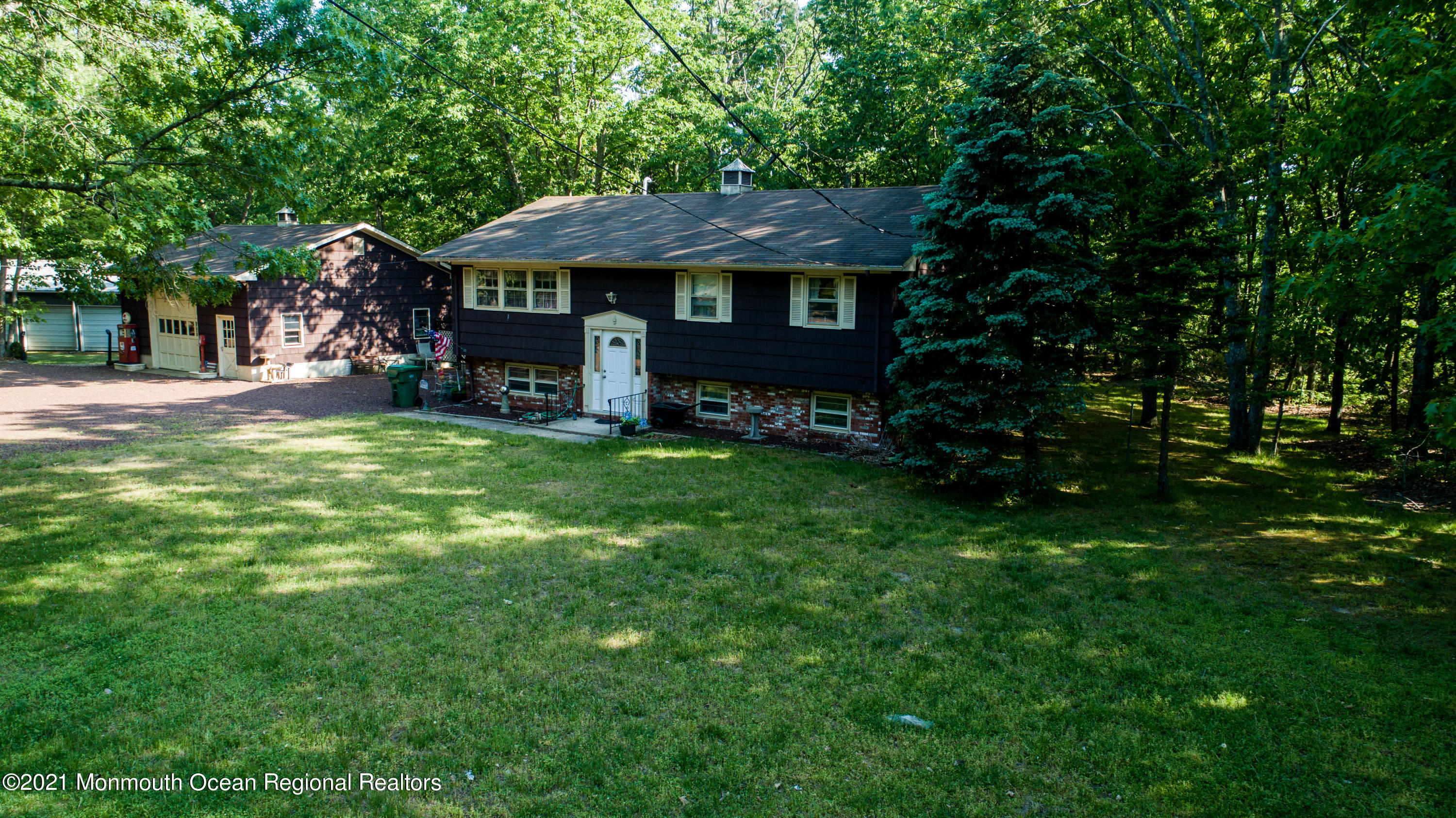 909 Hyson Road Jackson, NJ 08527 - Photo 10 of 42 909-Hyson-10