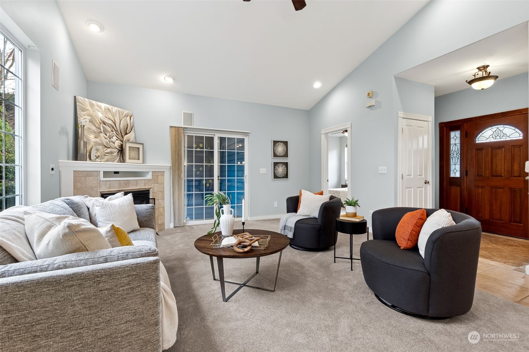 1016 Southwest 120th Street Seattle, WA 98146 - Photo 11 of 34 Gallery Image 11