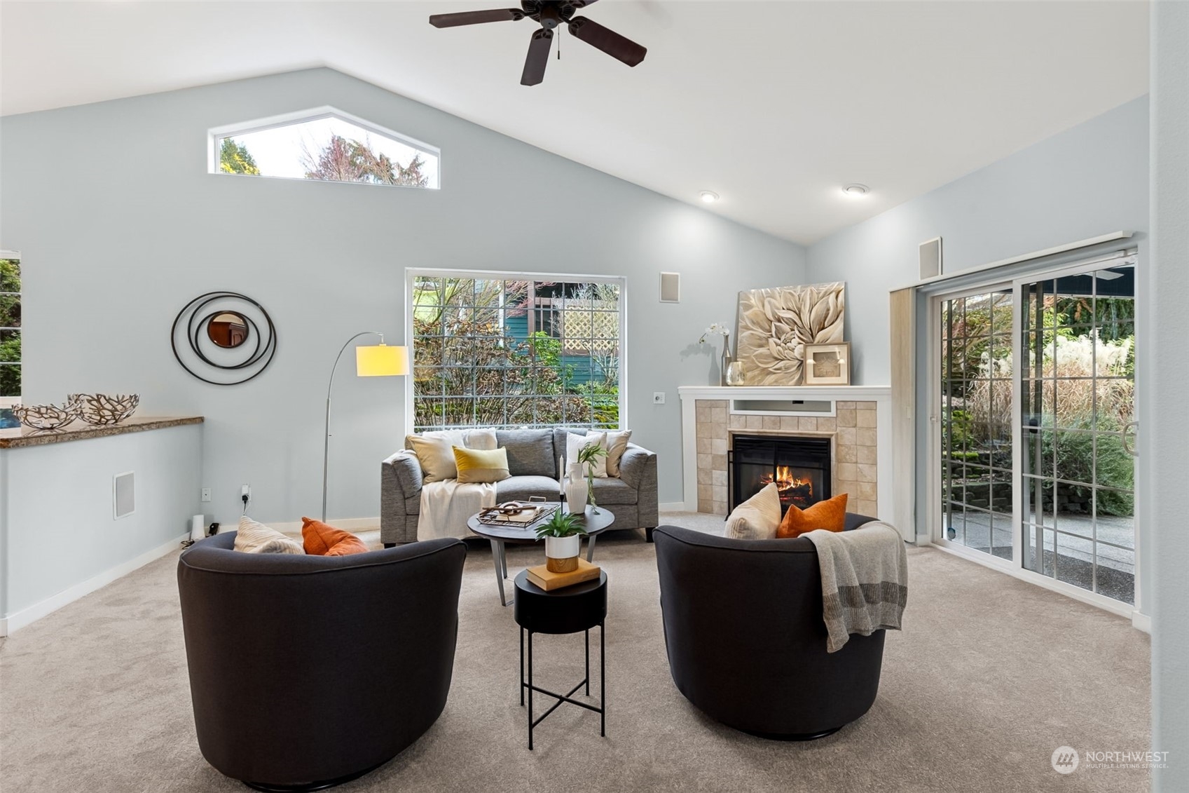 1016 Southwest 120th Street Seattle, WA 98146 - Photo 10 of 34 Gallery Image 10