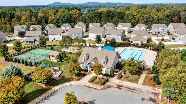 $415,000 | 3678 Norman View Drive, Sherrills Ford, NC 28673