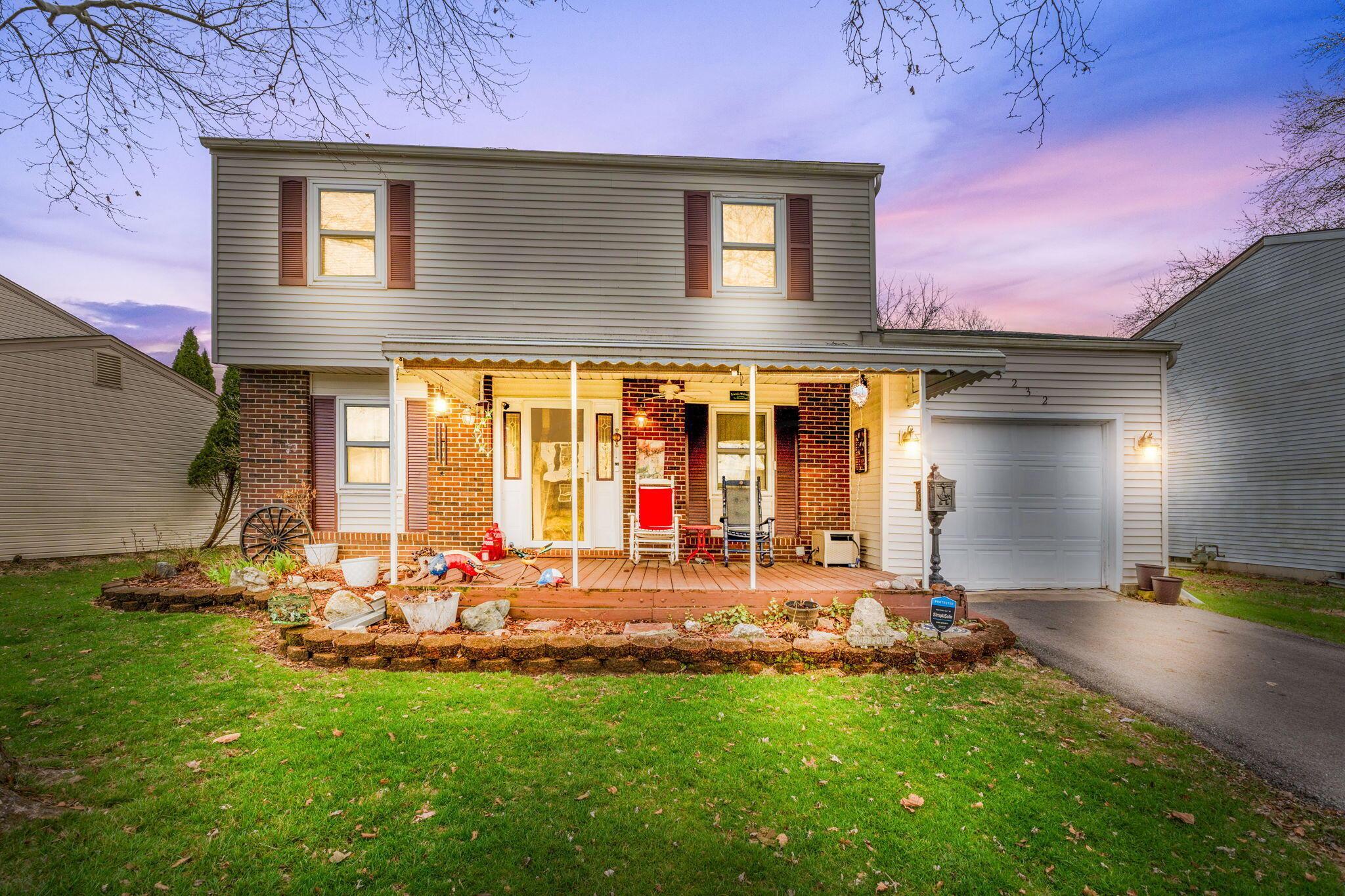 3232 Sundale Road Columbus, OH 43232 - Photo 41 of 43 3232 Sundale Rd (Twilight)-2