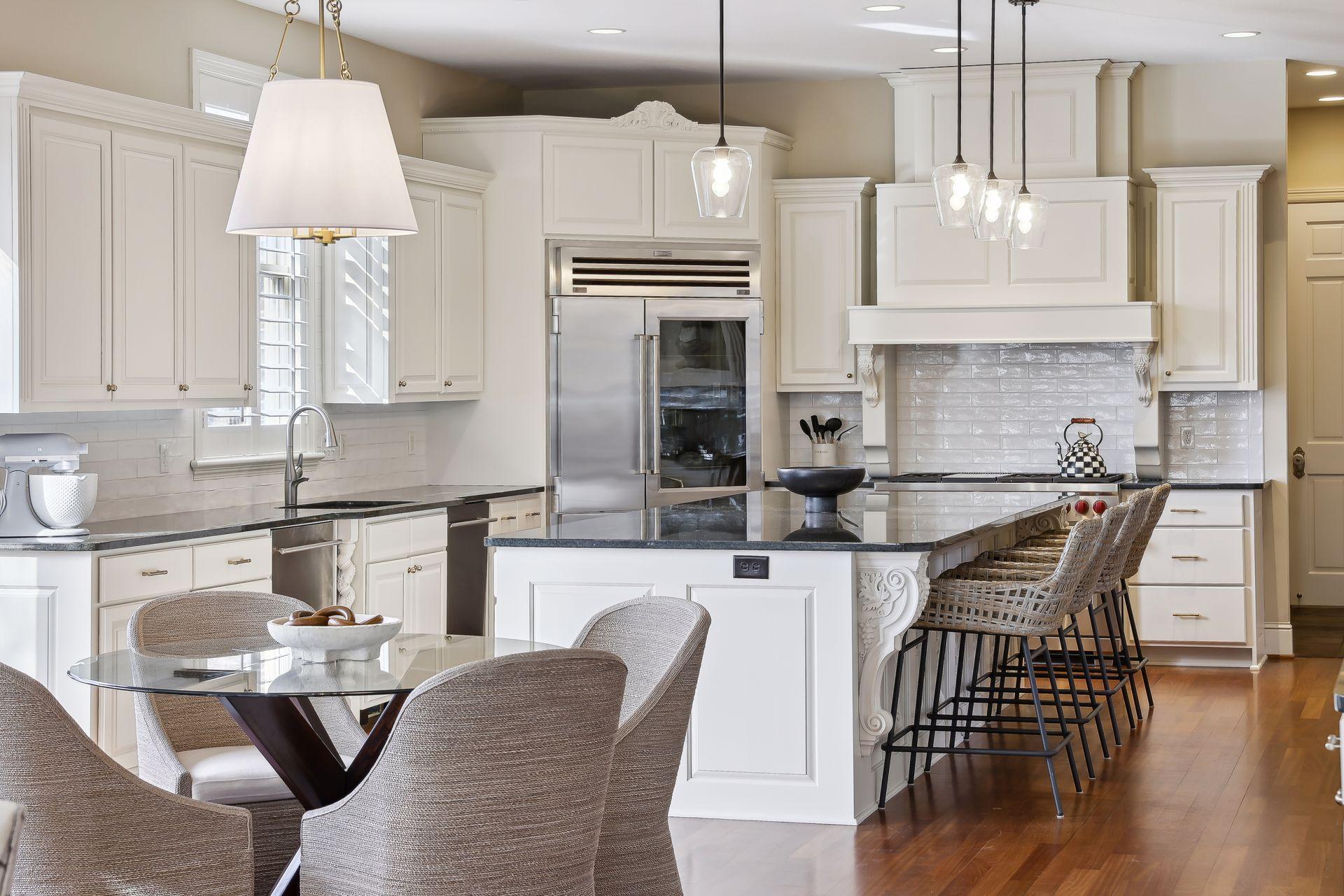 7012 Kerry Road Edina, MN 55439 - Photo 5 of 78