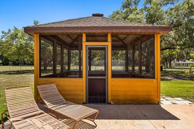 $1,200,000 | 1084 Southeast 170th Street, Summerfield, FL 34491