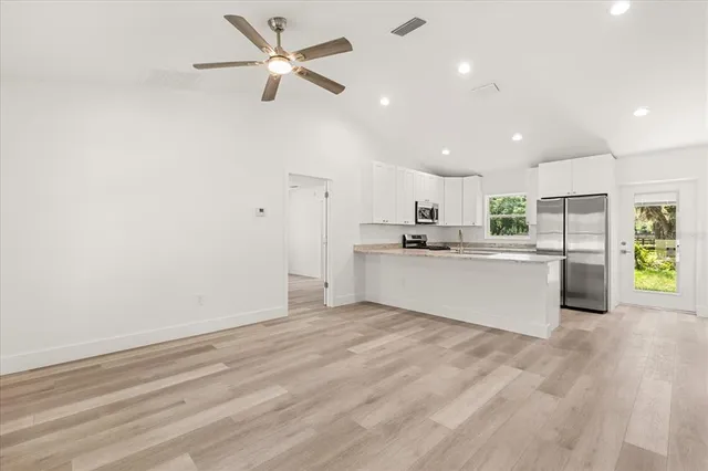 $1,200,000 | 1084 Southeast 170th Street, Summerfield, FL 34491