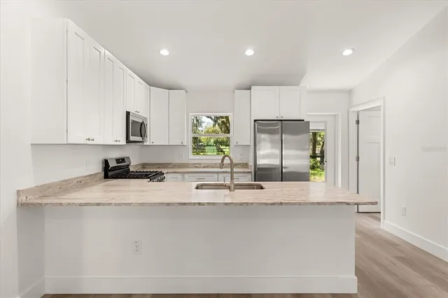 $1,200,000 | 1084 Southeast 170th Street, Summerfield, FL 34491