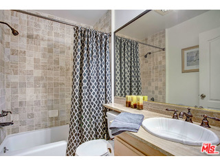 6220 Pacific Avenue, Unit 301 Playa del Rey, CA 90293 - Photo 16 of 26