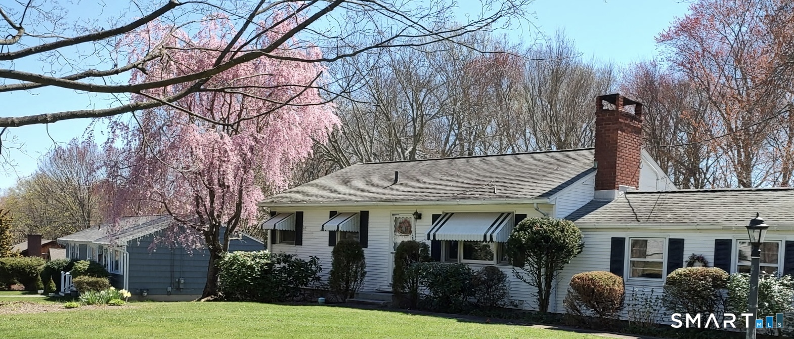 177 Putting Green Road Fairfield, CT 06825 - Photo 3 of 22 Spring 2025