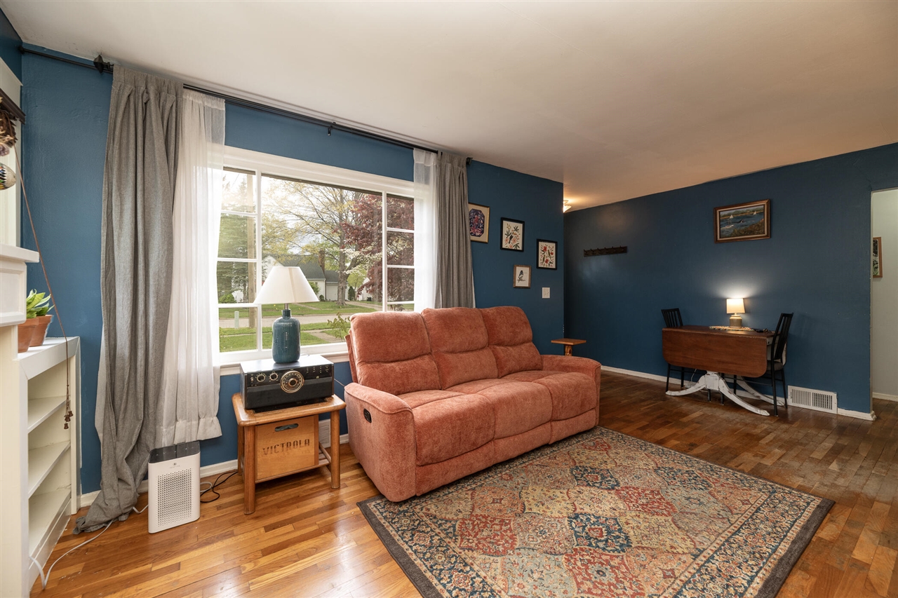 2022 Paddington Road Kalamazoo, MI 49001 - Photo 5 of 37