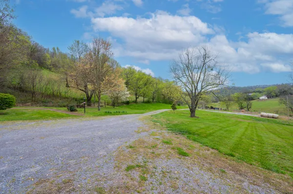 $1,050,000 | 199 Gilmore Lane, Bell Buckle, TN 37020