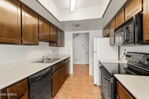 $345,000 | 2934 North Casa Tomas Court, Phoenix, AZ 85016
