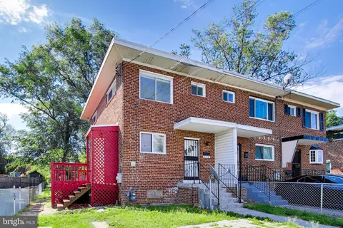 $299,000 | 637 Maury Avenue, Oxon Hill, MD 20745