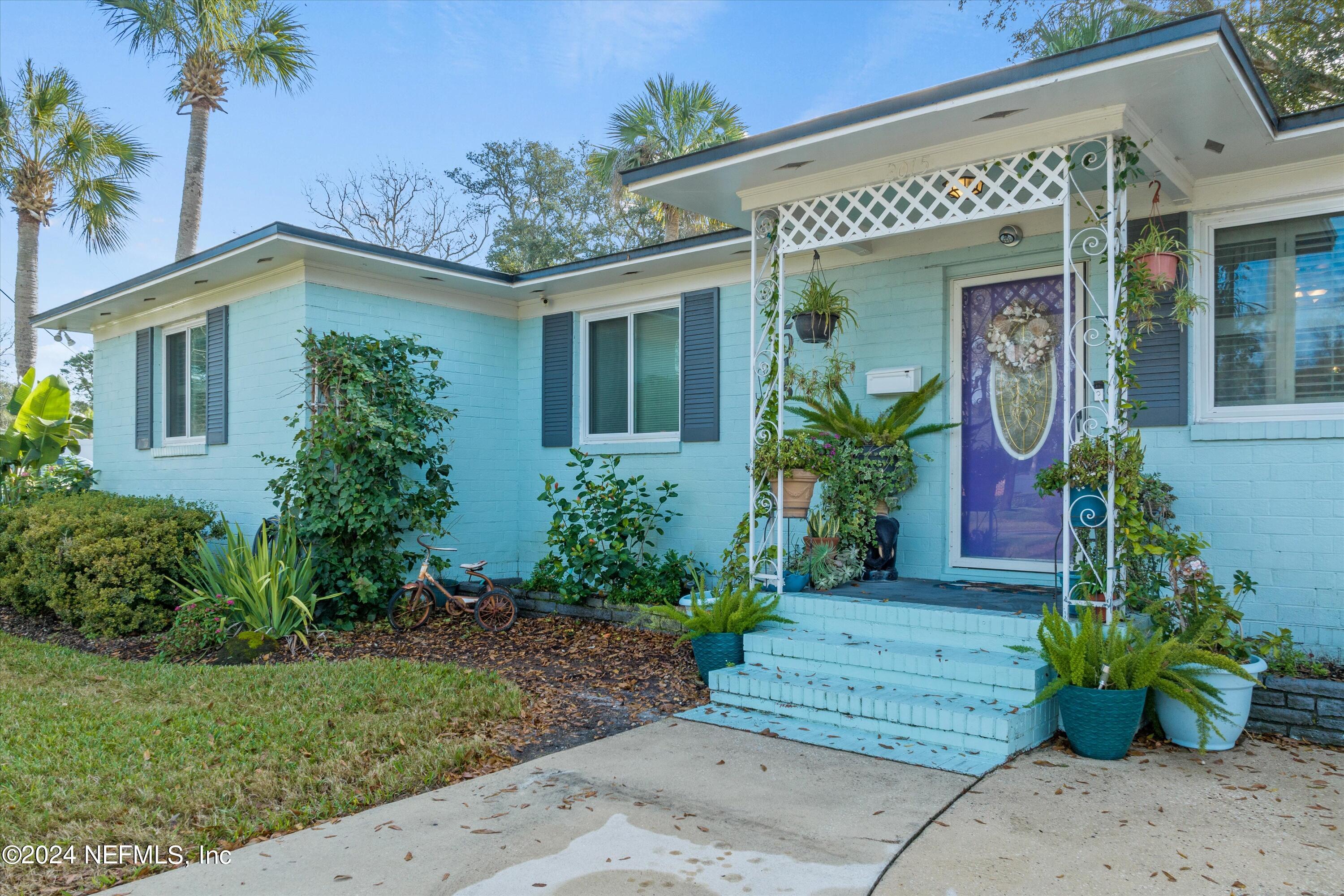 2015 Penman Road Jacksonville Beach, FL 32250 - Photo 3 of 26 06-Front Porch